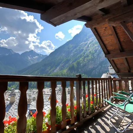 Hotel apartamentowy Cav Emile Rey Courmayeur