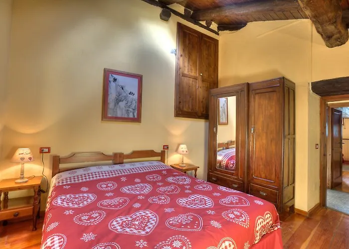 Aparthotel Cav Emile Rey